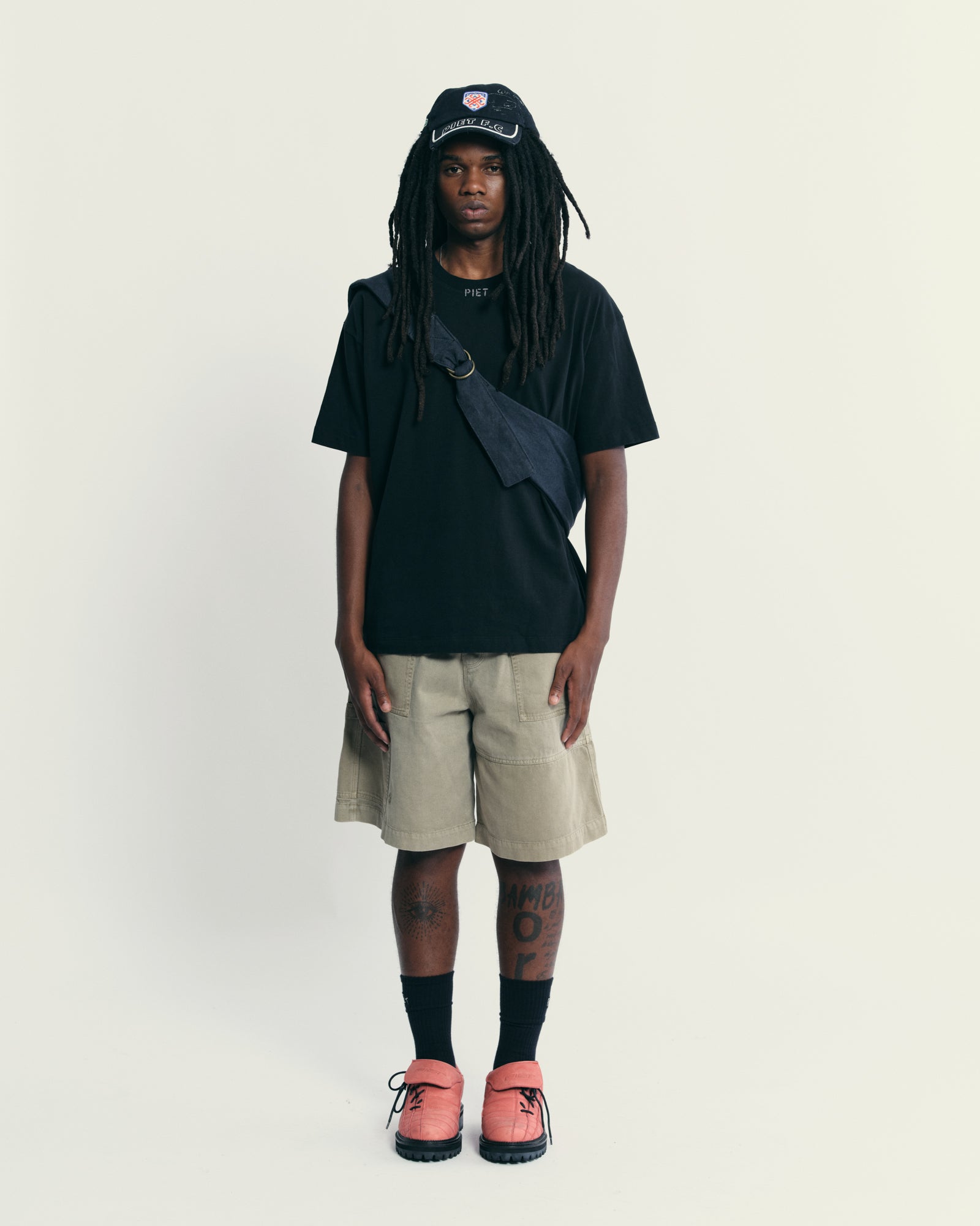 Camiseta PIET Stencil Logo - Vintage Black