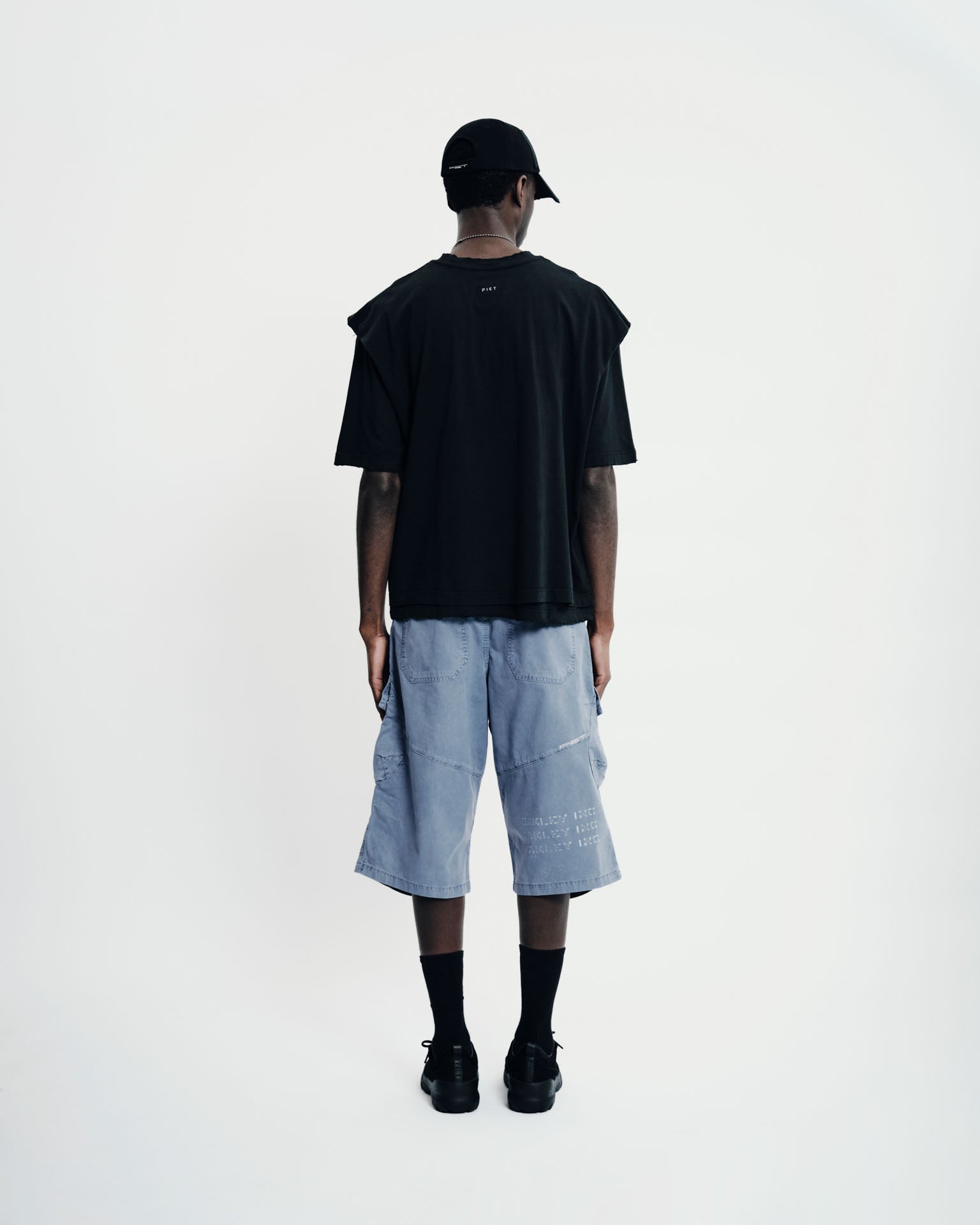 Camiseta Piet + Oakley Layered - Vintage Black